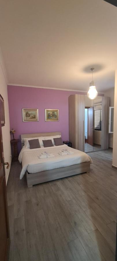 Mini Casetta Apartment Fiumicino Bagian luar foto